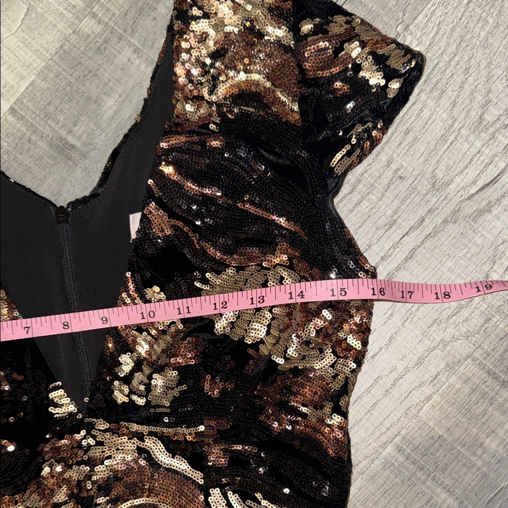 Dress the Population Metallic Black and Gold Midi Dress - Picture 10 of 14